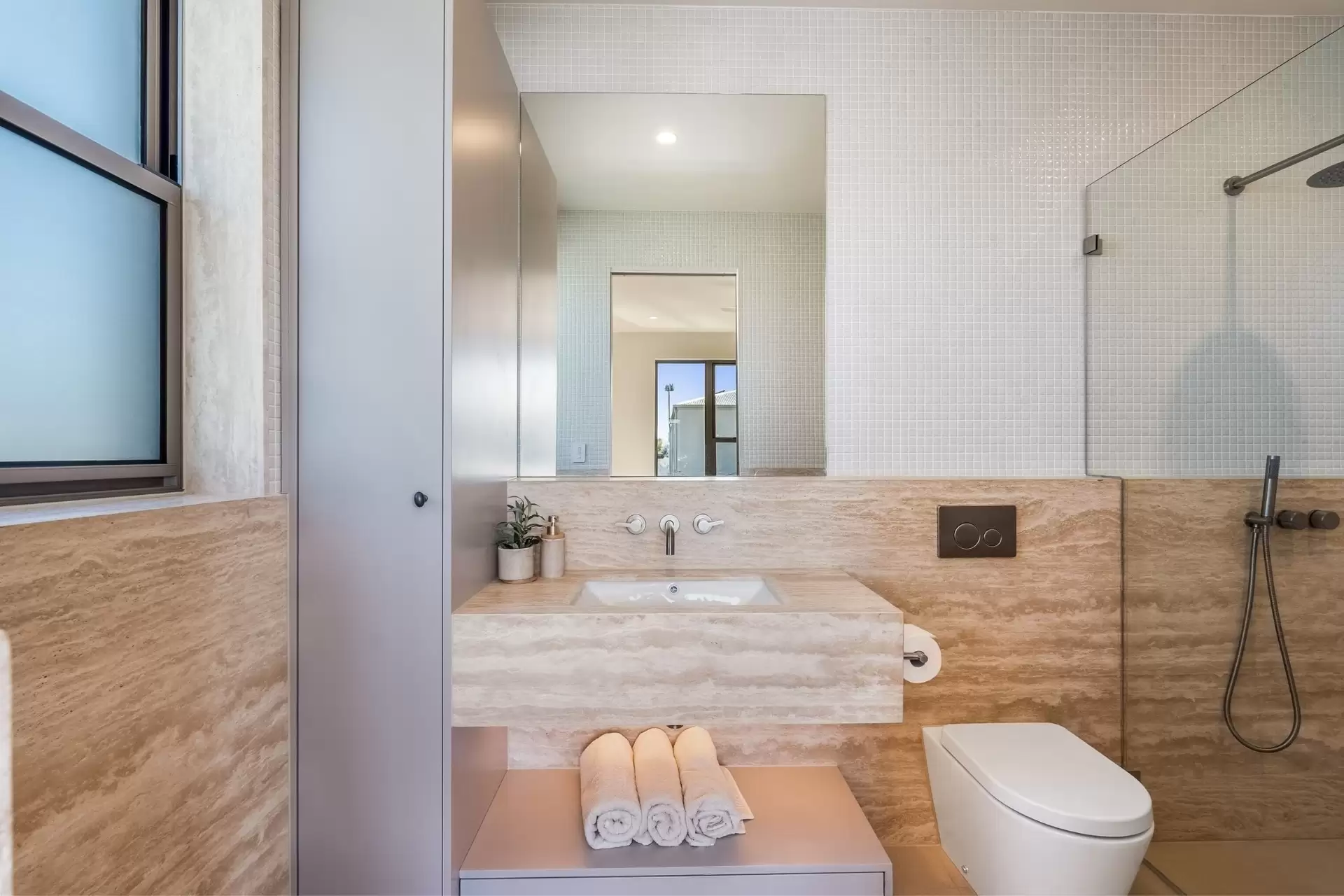 9 Blue Water Place, Byron Bay For Sale by Sydney Sotheby's International Realty - image 21