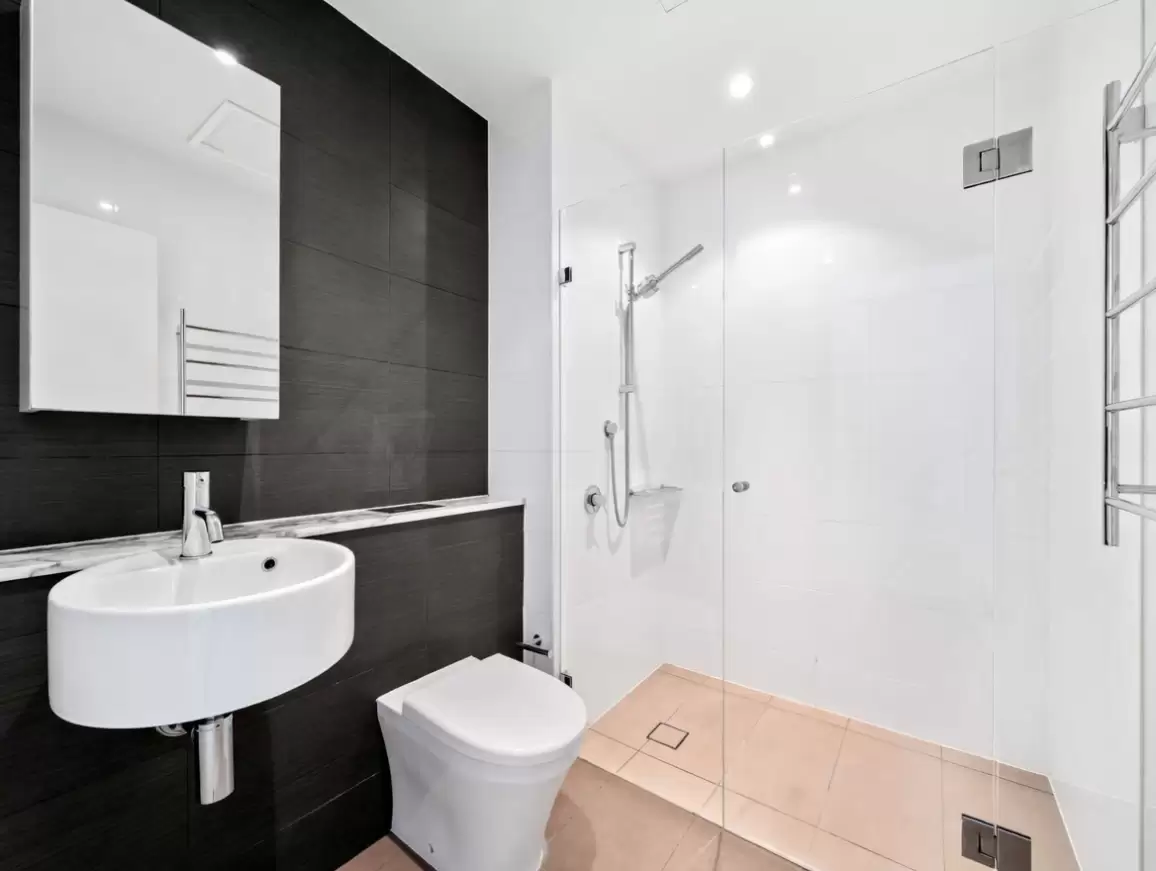 2/230 New South Head Road, Edgecliff Leased by Sydney Sotheby's International Realty - image 4