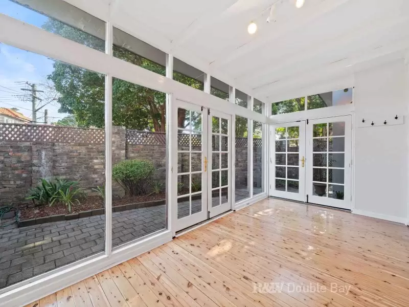 11 Riddell Street, Bellevue Hill Leased by Sydney Sotheby's International Realty - image 2