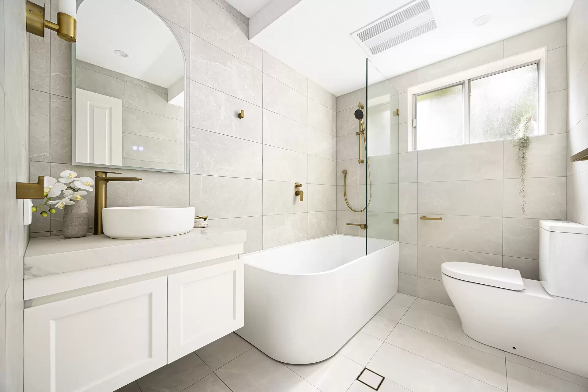 1/68 St Marks Road, Randwick Sold by Sydney Sotheby's International Realty - image 1
