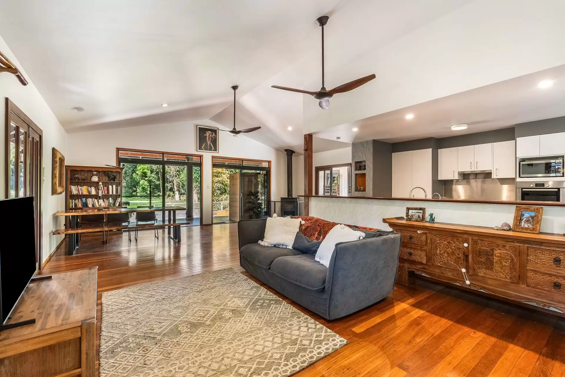 9 Angus Place, Ewingsdale For Sale by Sydney Sotheby's International Realty - image 7