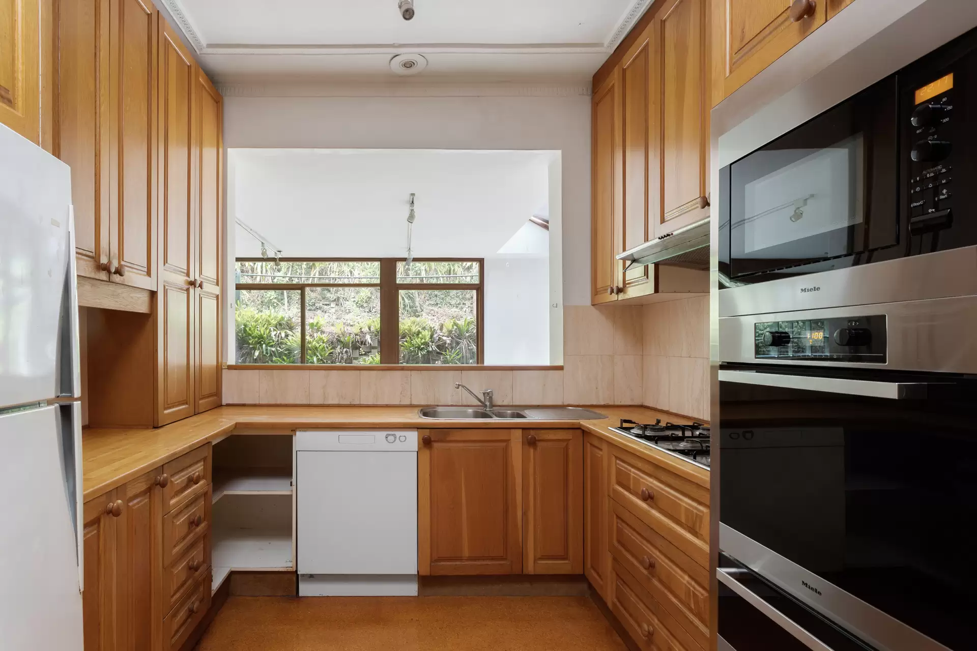 115 Manning Road, Woollahra Auction by Sydney Sotheby's International Realty - image 1