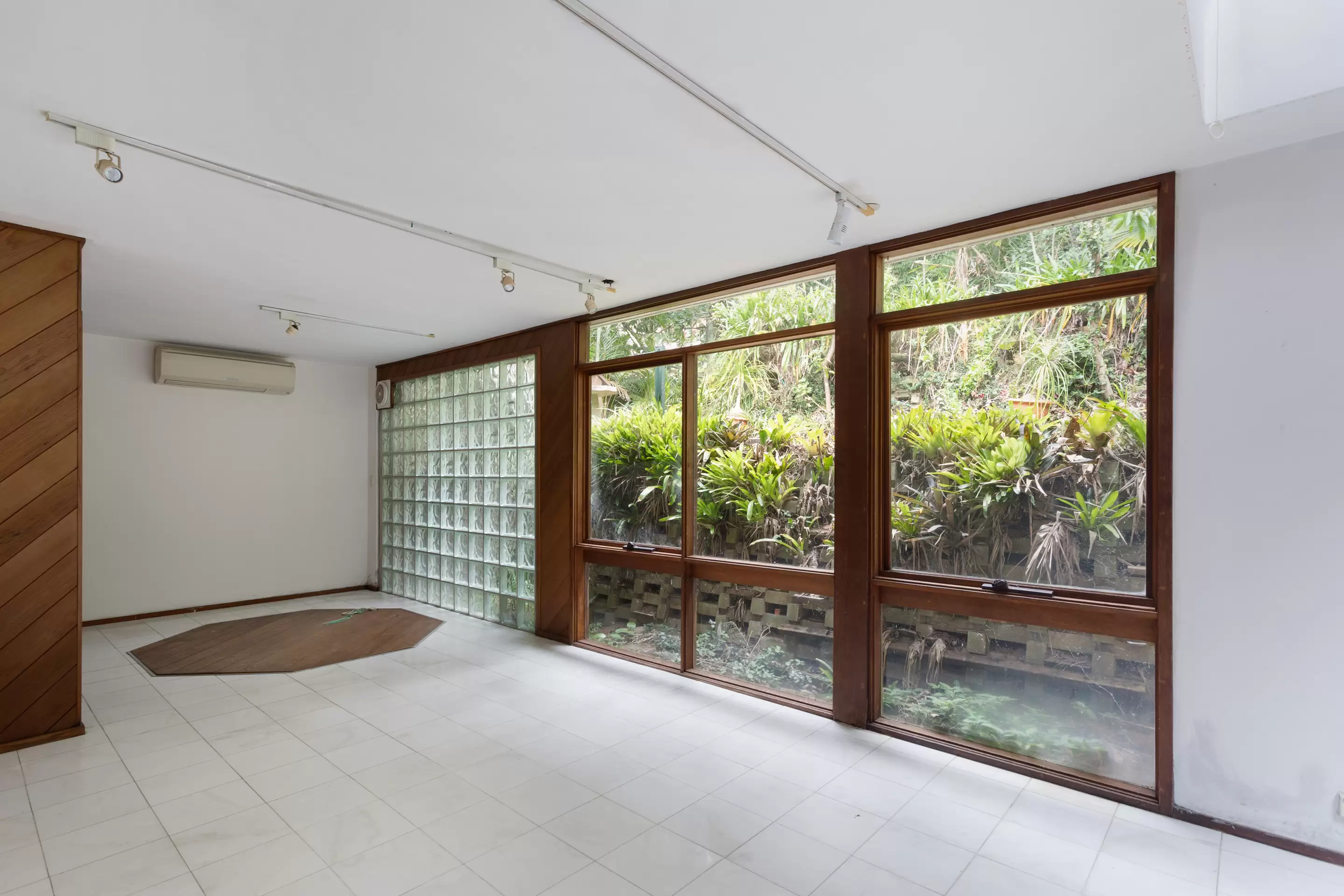 115 Manning Road, Woollahra Auction by Sydney Sotheby's International Realty - image 10
