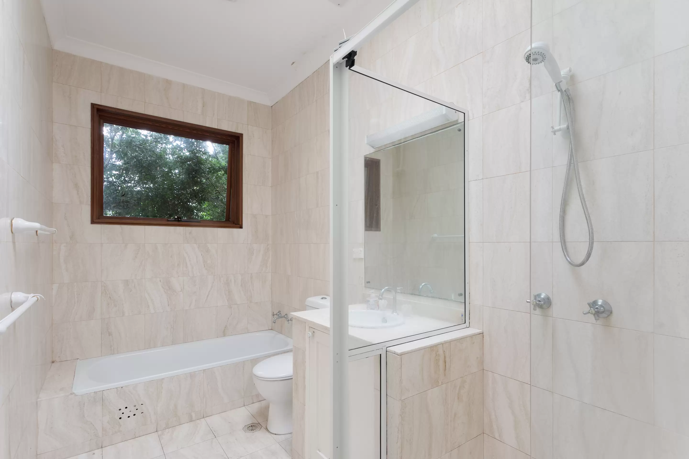 115 Manning Road, Woollahra Auction by Sydney Sotheby's International Realty - image 7