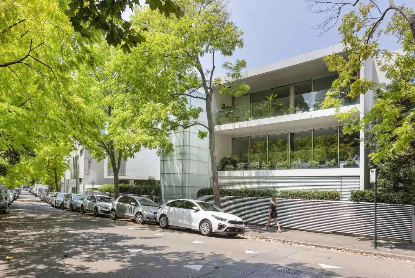 202/136-142 Barcom Avenue, Darlinghurst Sold by Sydney Sotheby's International Realty - image 1