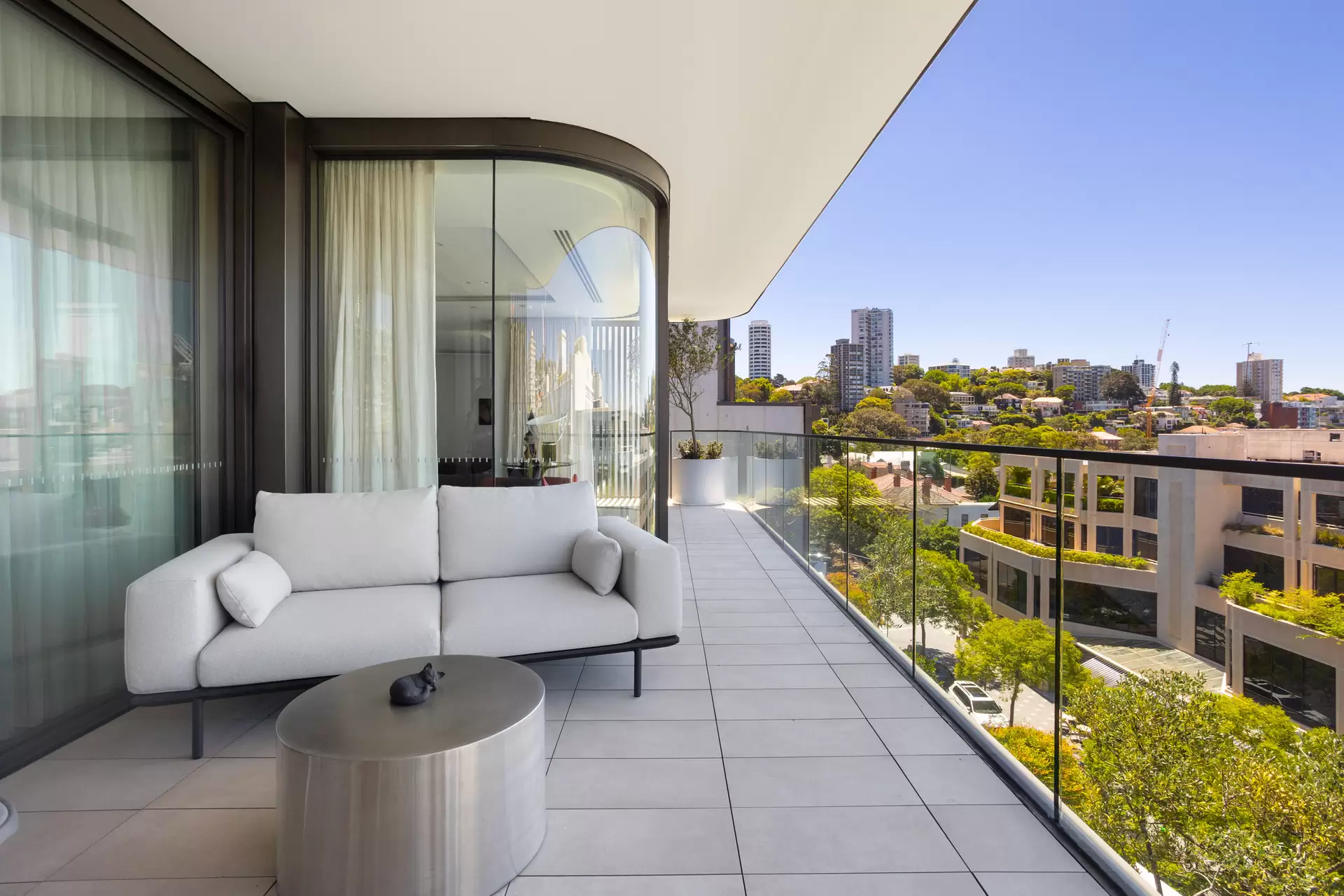 501/34 Cross Street, Double Bay Sold by Sydney Sotheby's International Realty - image 1
