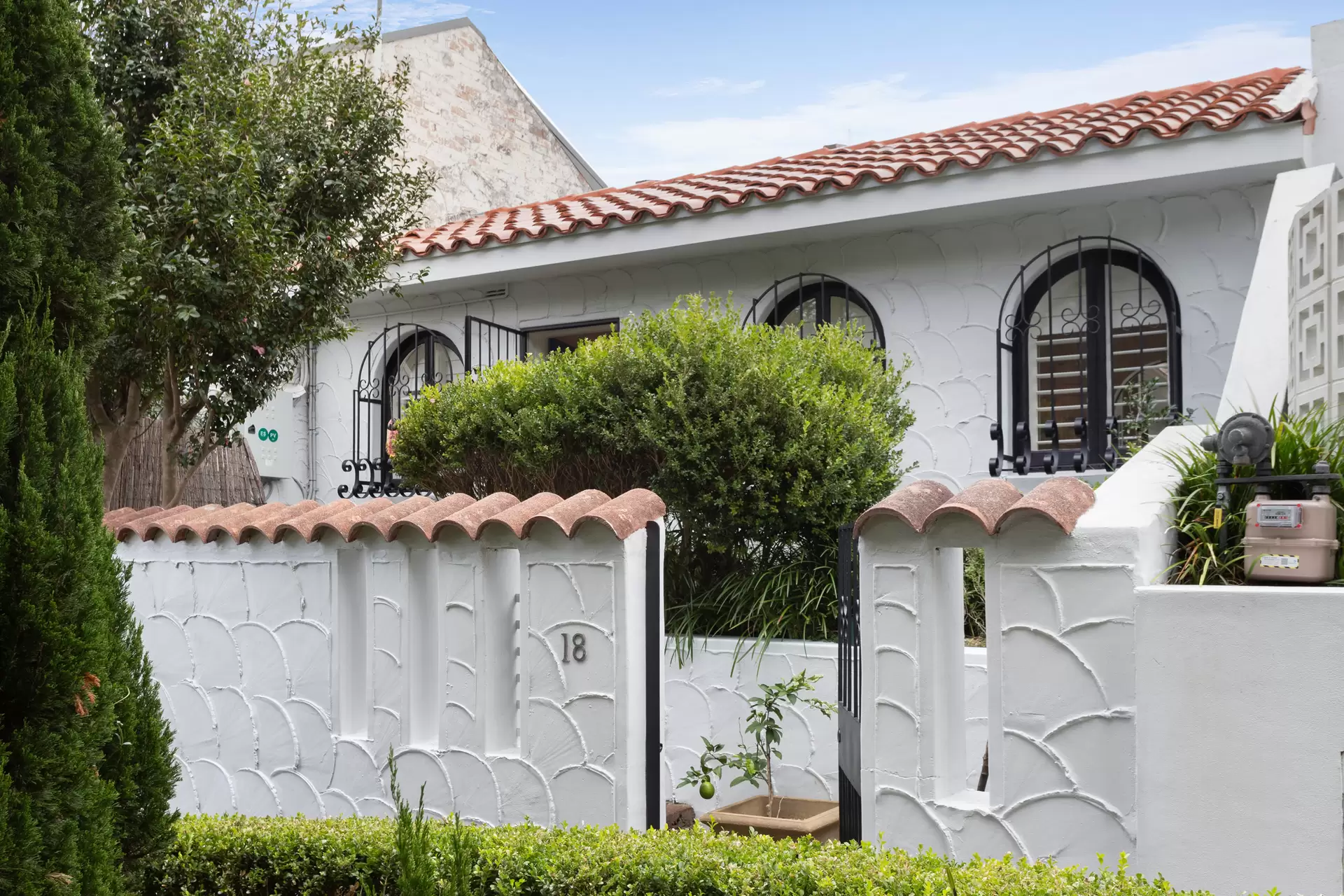 18-20 Artlett Street, Edgecliff Sold by Sydney Sotheby's International Realty - image 1