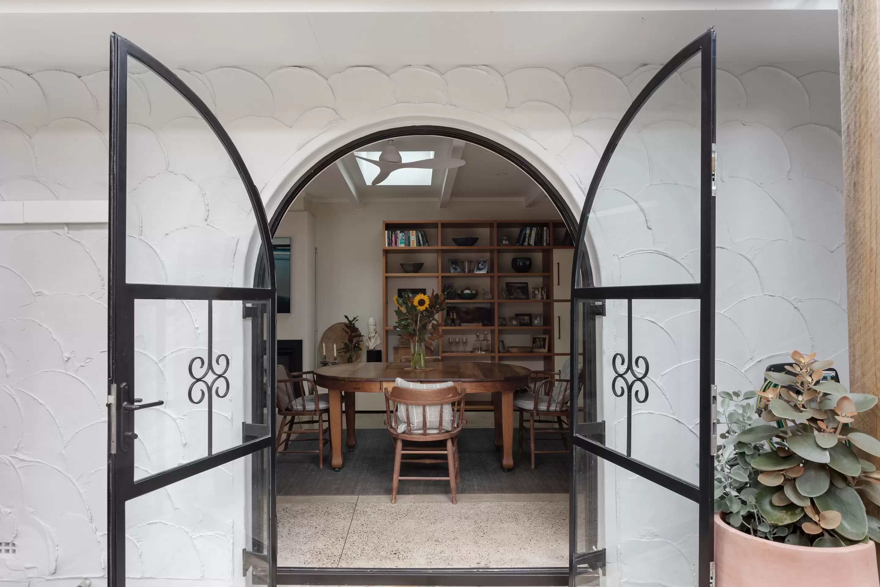 18-20 Artlett Street, Edgecliff Sold by Sydney Sotheby's International Realty - image 6