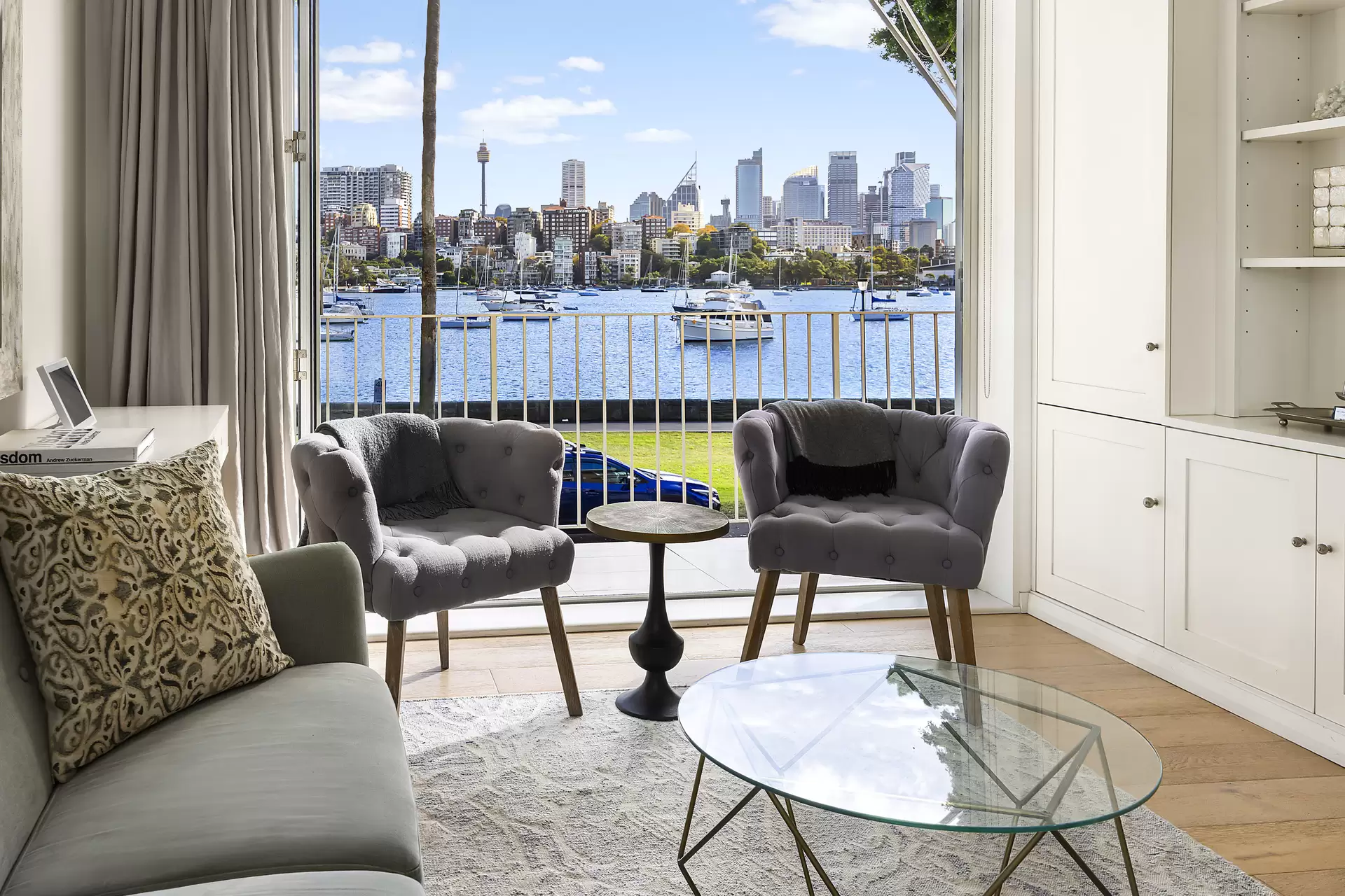 2/78 New Beach Road, Darling Point Sold by Sydney Sotheby's International Realty - image 2