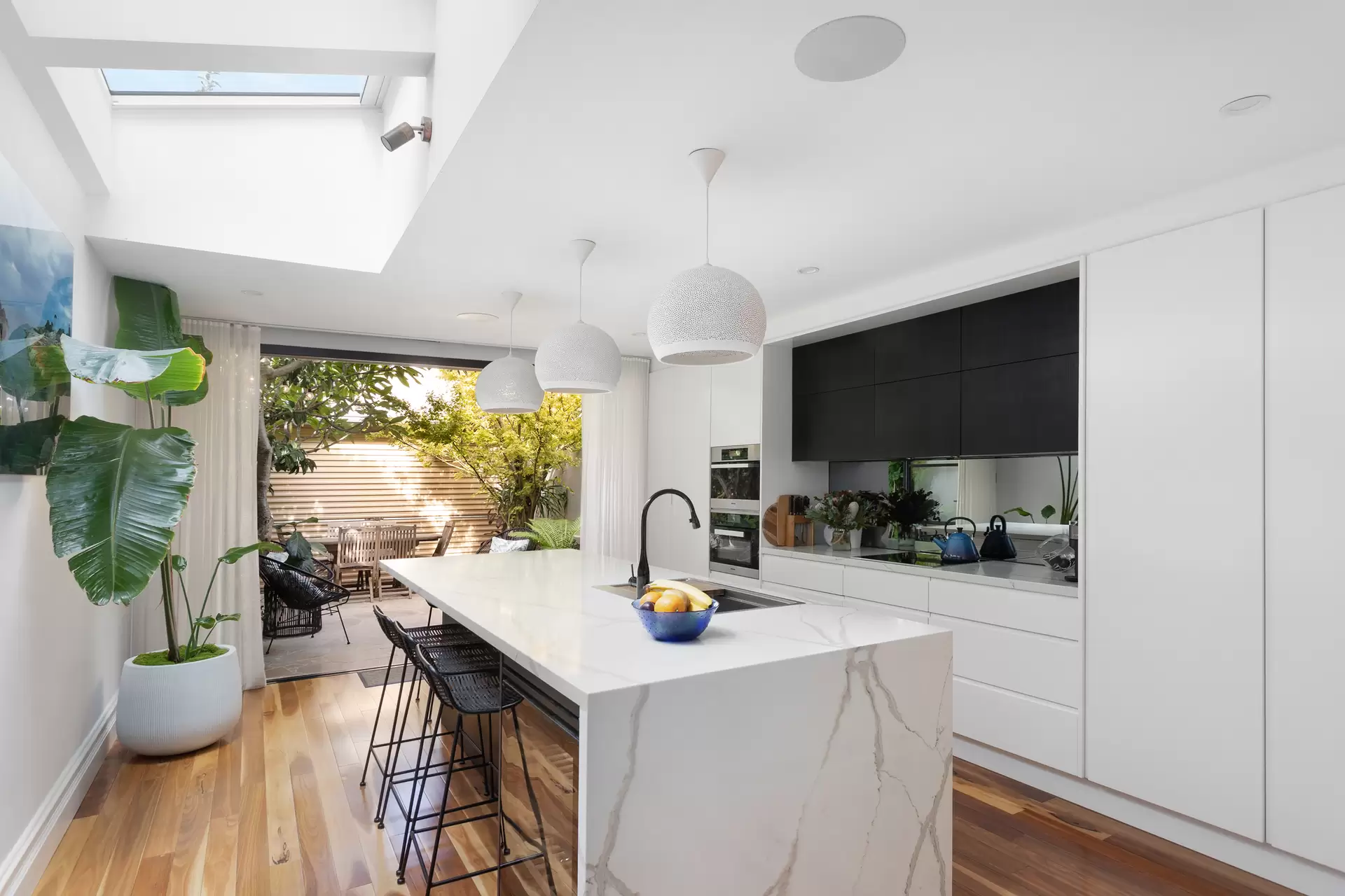 29 Ridge Street, Surry Hills Sold by Sydney Sotheby's International Realty - image 1