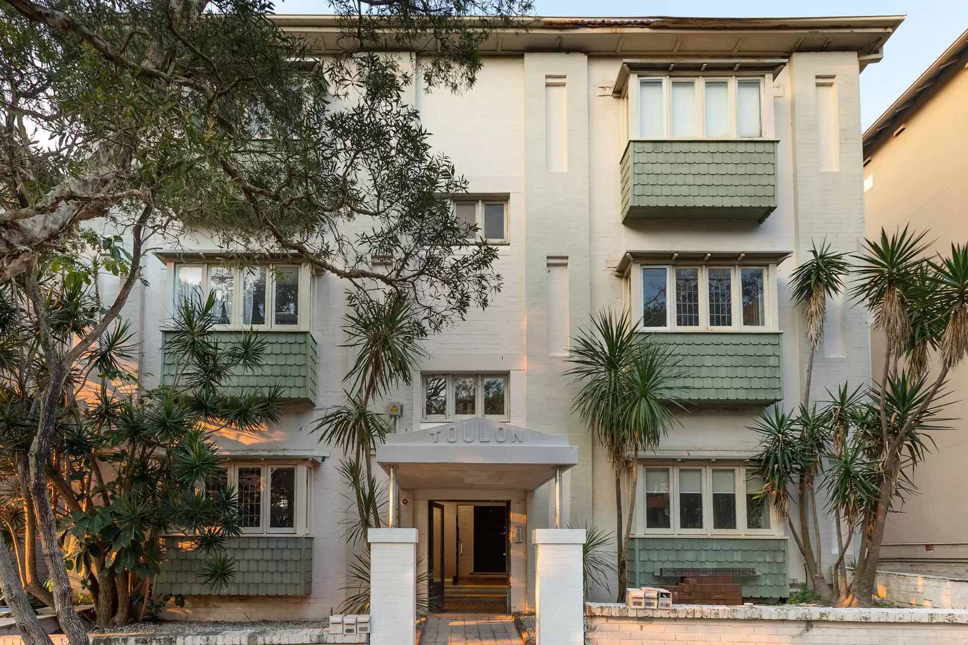 4/29 Beach Road, Bondi Beach Sold by Sydney Sotheby's International Realty - image 1