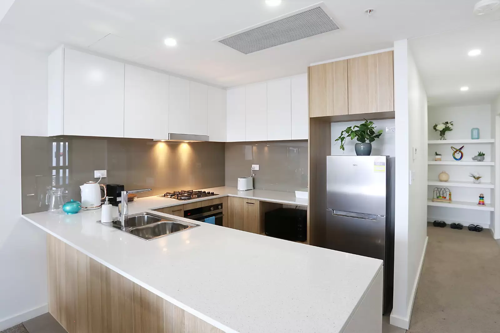 1601/11 Hassall Street, Parramatta For Sale by Sydney Sotheby's International Realty - image 4