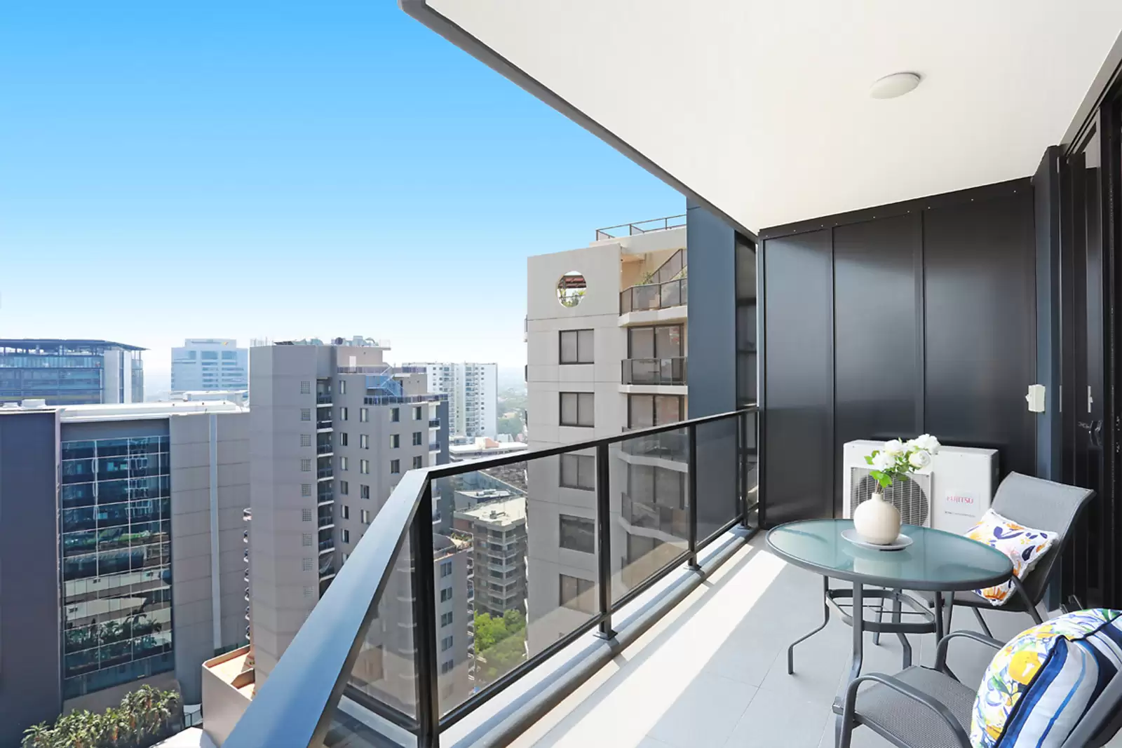 1601/11 Hassall Street, Parramatta For Sale by Sydney Sotheby's International Realty - image 3