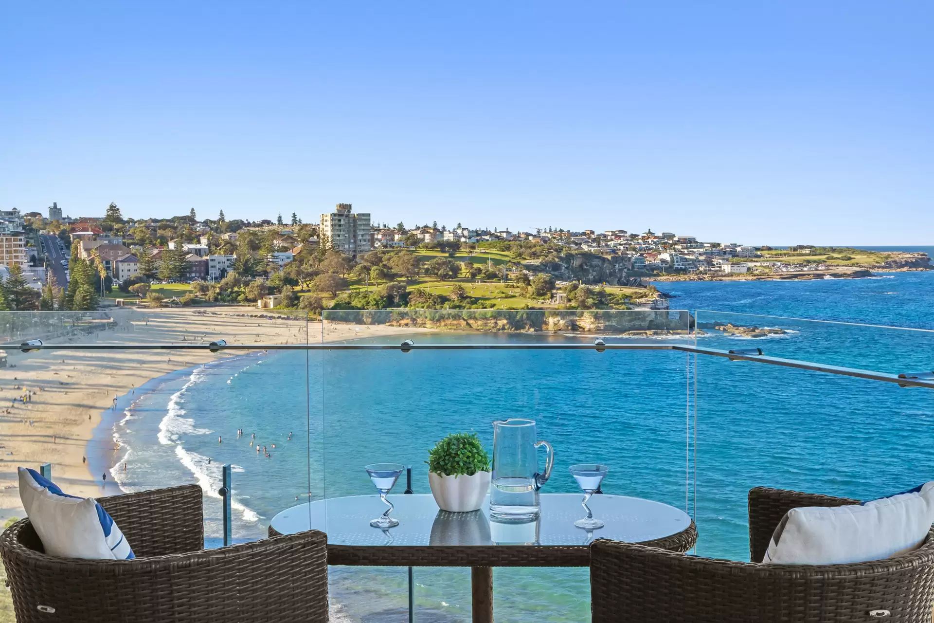 27/58-60 Carr Street, Coogee Sold by Sydney Sotheby's International Realty - image 1