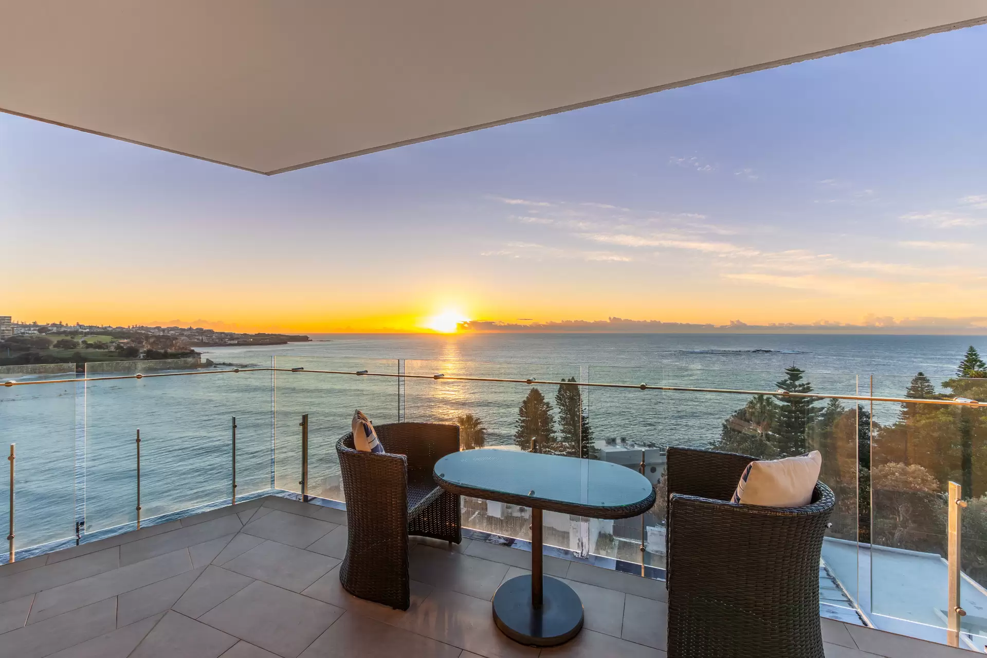 27/58-60 Carr Street, Coogee Sold by Sydney Sotheby's International Realty - image 3