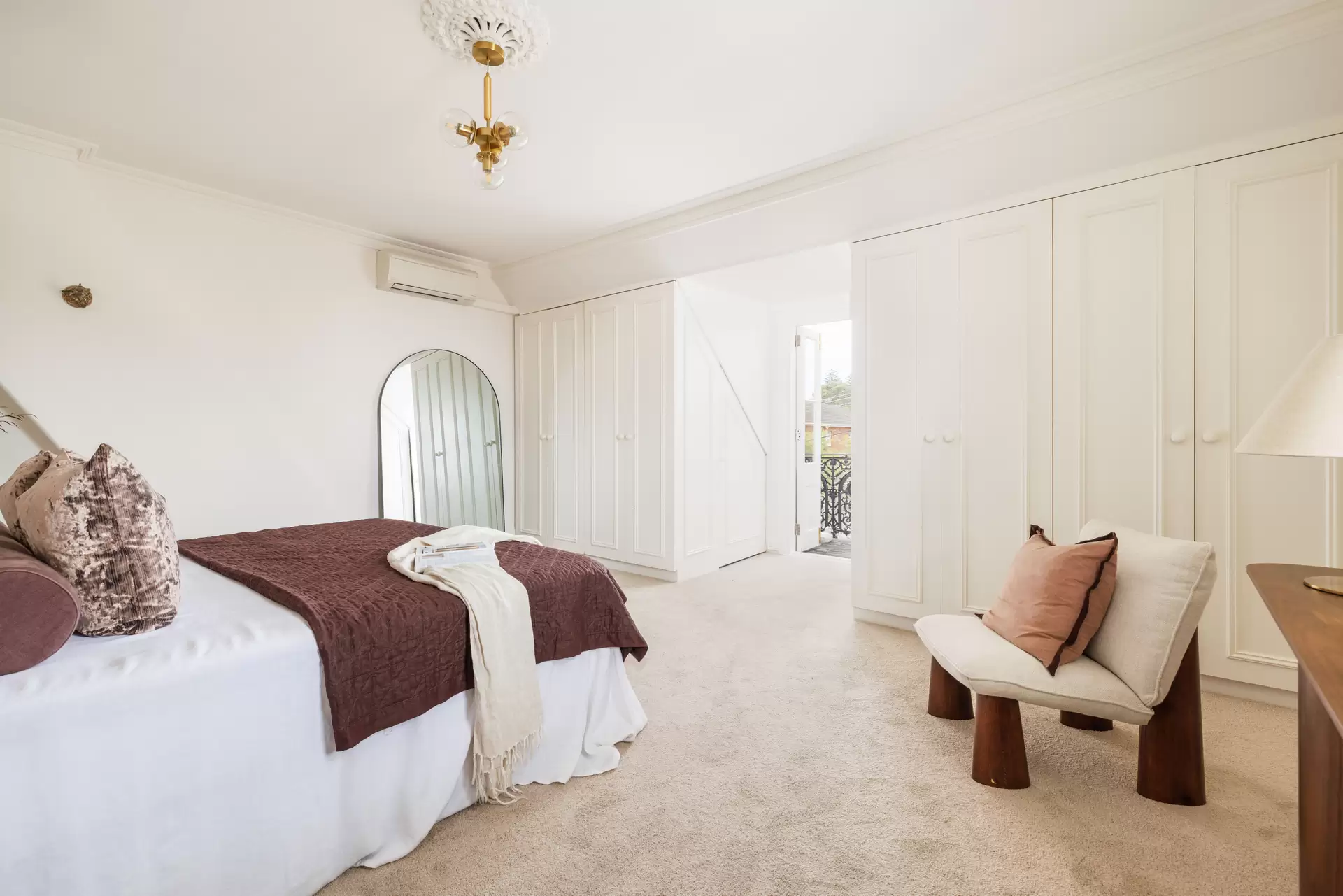 2 Woodstock Street, Bondi Junction Sold by Sydney Sotheby's International Realty - image 1