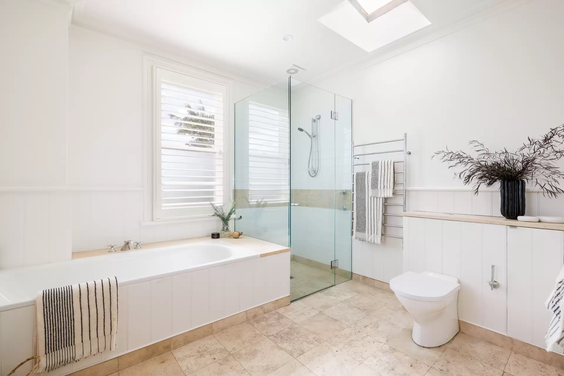 2 Woodstock Street, Bondi Junction Sold by Sydney Sotheby's International Realty - image 1