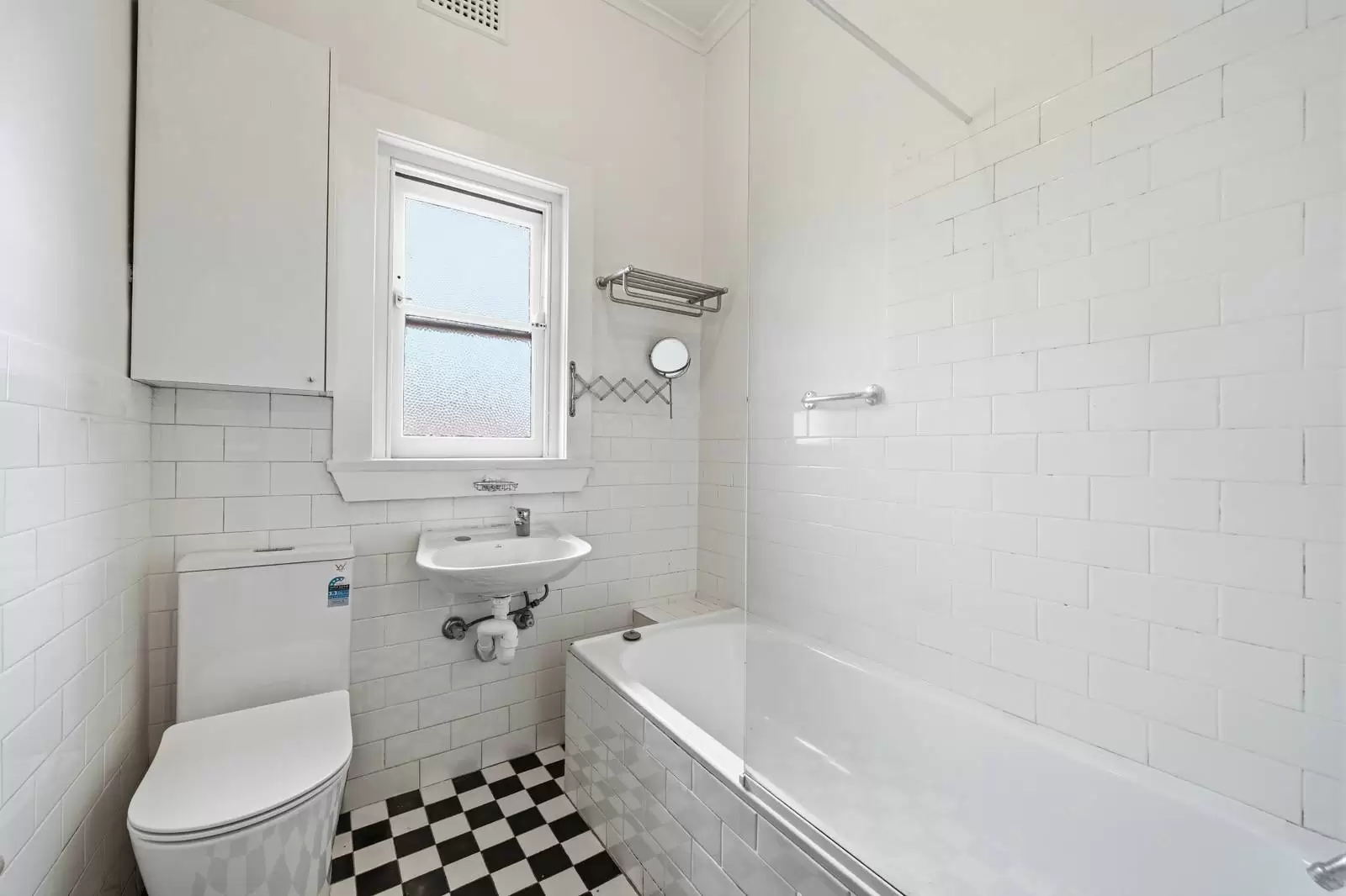 4/393 Old South Head Road, North Bondi Leased by Sydney Sotheby's International Realty - image 5