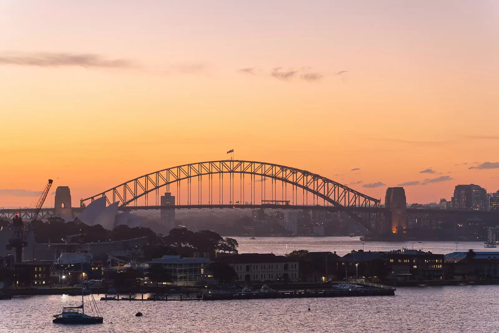 4A/13-15 Thornton Street, Darling Point Auction by Sydney Sotheby's International Realty - image 1
