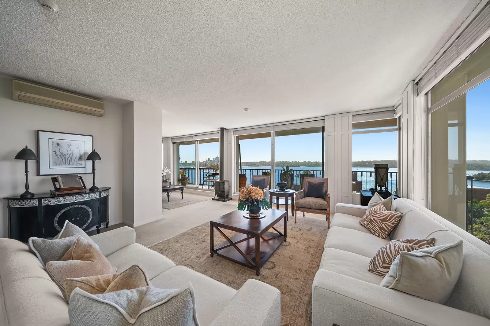 4A/13-15 Thornton Street, Darling Point Auction by Sydney Sotheby's International Realty - image 2