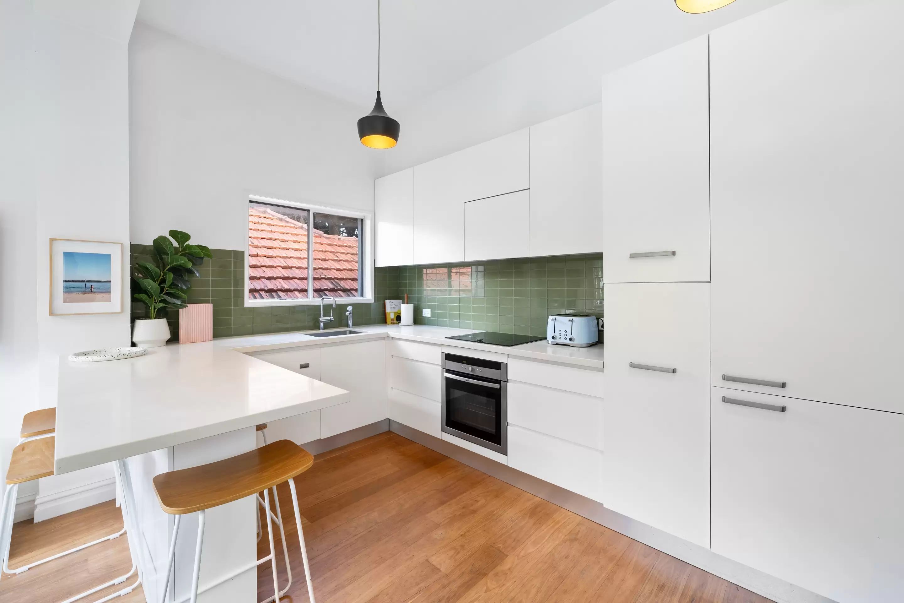 3 /52-54 Blenheim Street, Queens Park Leased by Sydney Sotheby's International Realty - image 2
