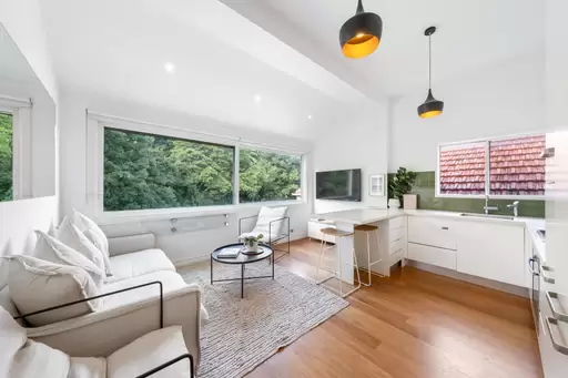 3 /52-54 Blenheim Street, Queens Park Leased by Sydney Sotheby's International Realty