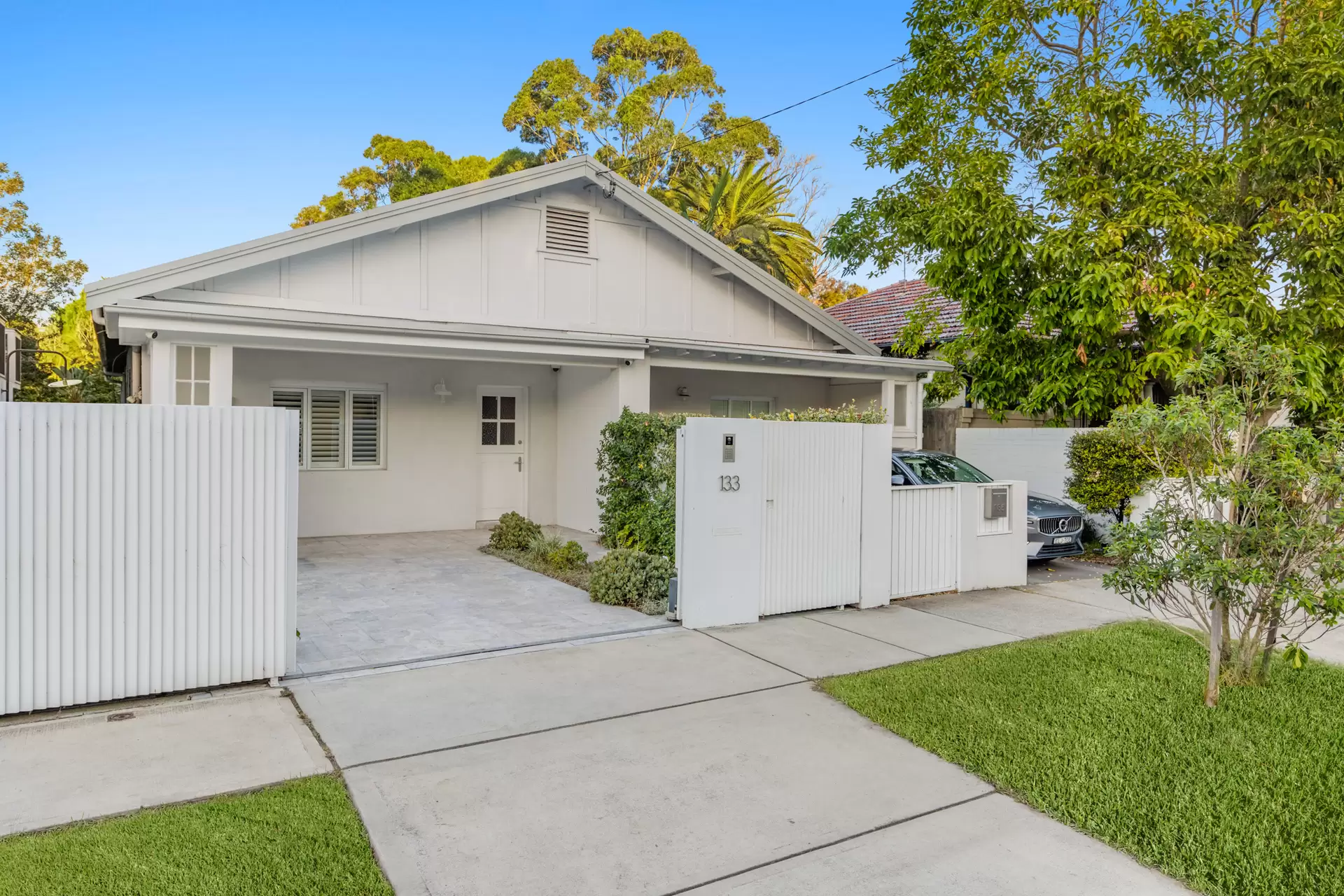 133 Mount Street, Coogee Sold by Sydney Sotheby's International Realty - image 2