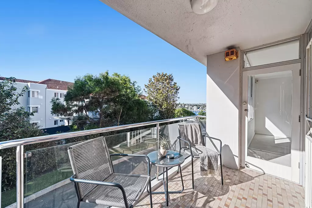 1A/26-28 Etham Avenue, Darling Point Sold by Sydney Sotheby's International Realty
