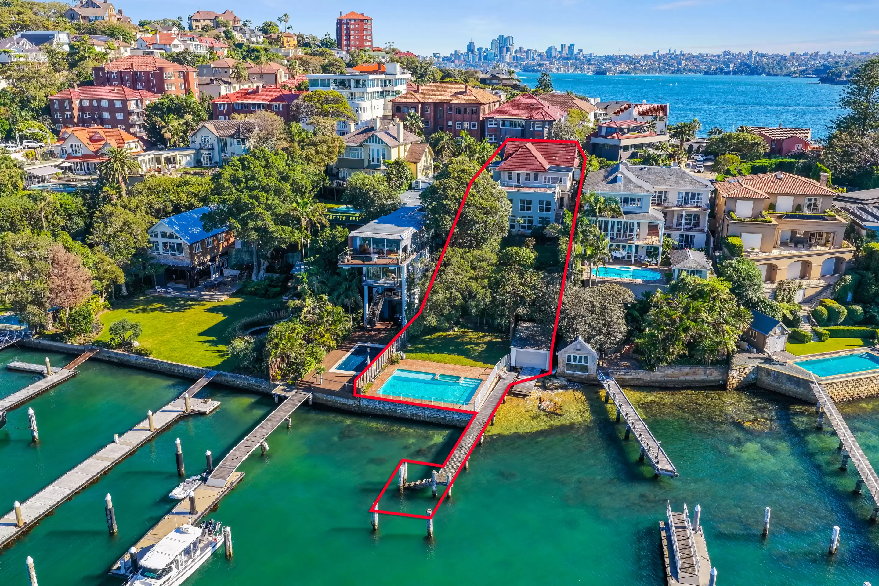 31 Wunulla Road, Point Piper Sold by Sydney Sotheby's International Realty - image 1