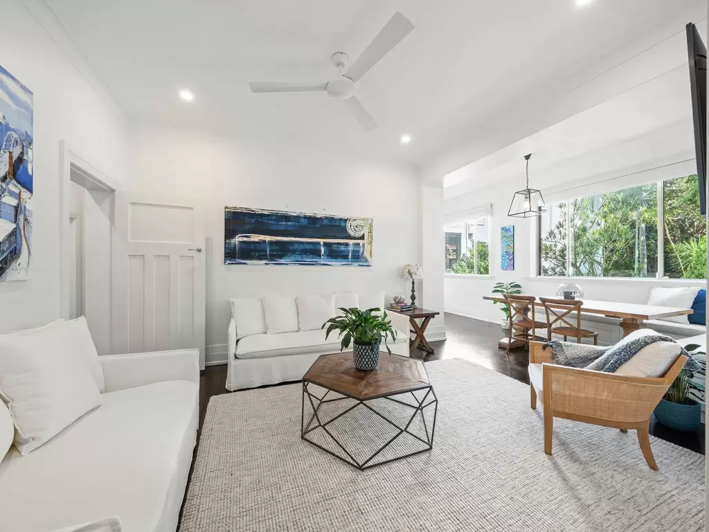 7/121 Darling Point Road, Darling Point Leased by Sydney Sotheby's International Realty