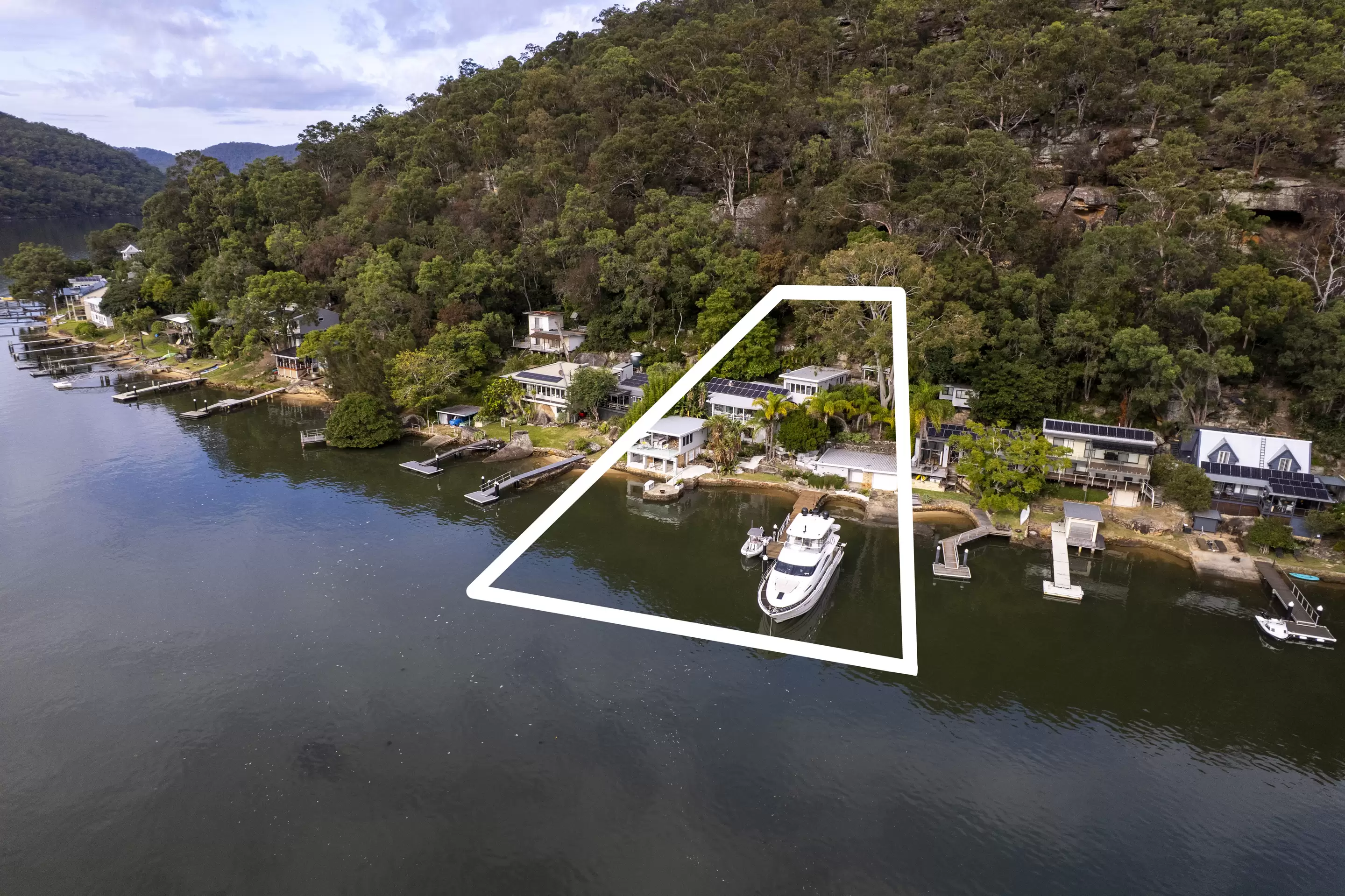 24 & 25 Coba Point, Berowra Waters For Sale by Sydney Sotheby's International Realty - image 26