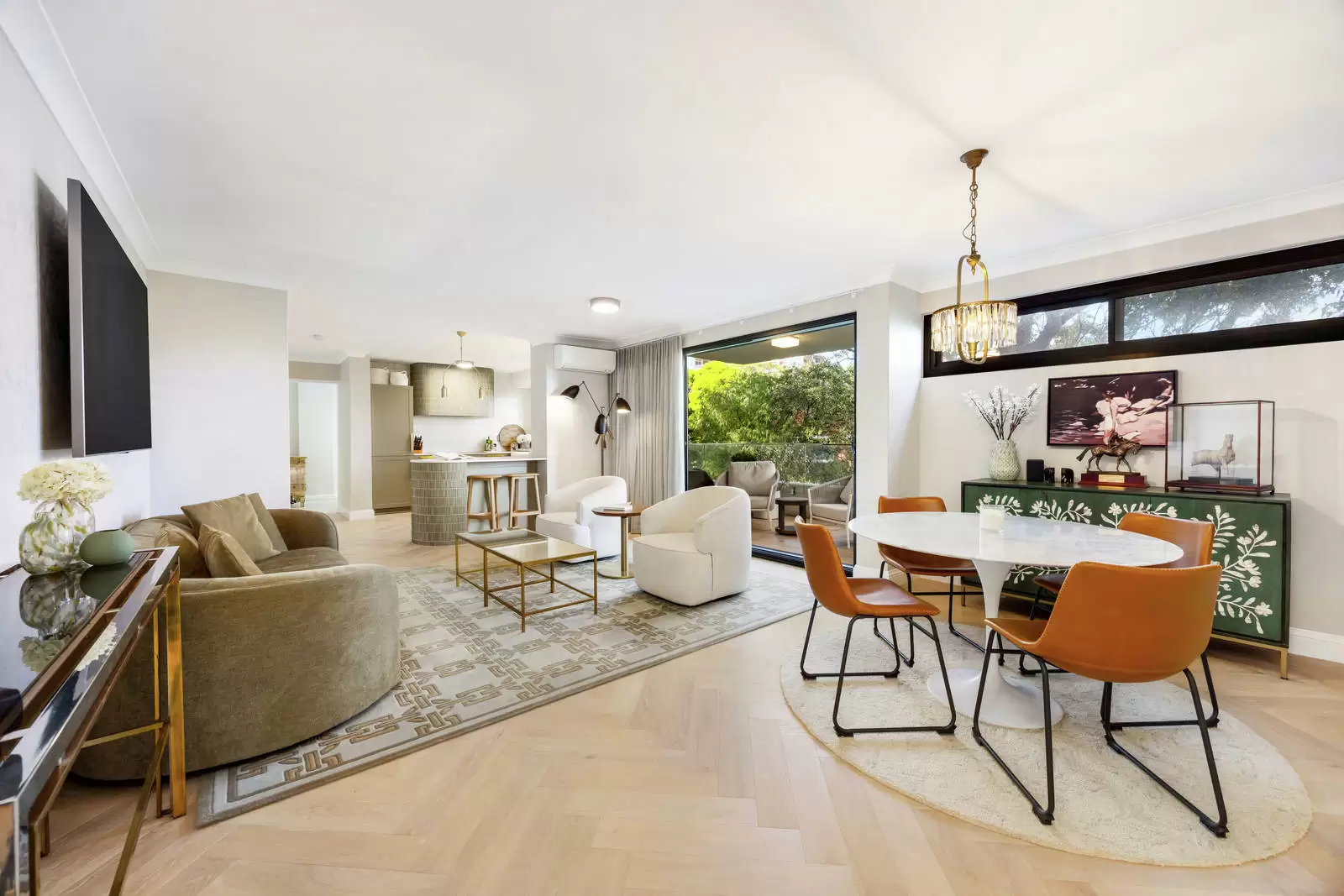 15/54 Darling Point Road, Darling Point Leased by Sydney Sotheby's International Realty - image 1