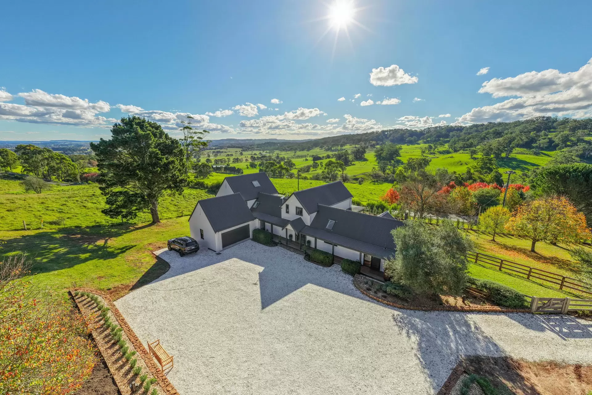 941 Range Road, Glenquarry Sold by Sydney Sotheby's International Realty - image 2