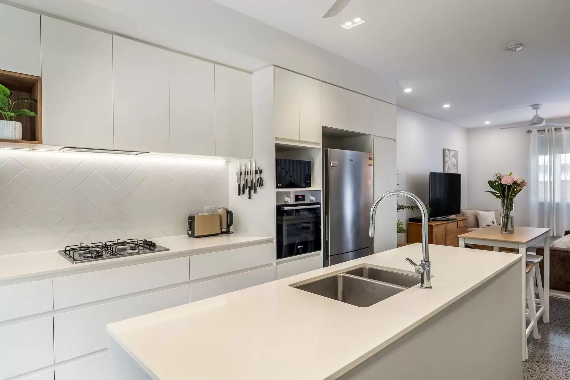 2/113 Paterson Street, Byron Bay Sold by Sydney Sotheby's International Realty - image 5
