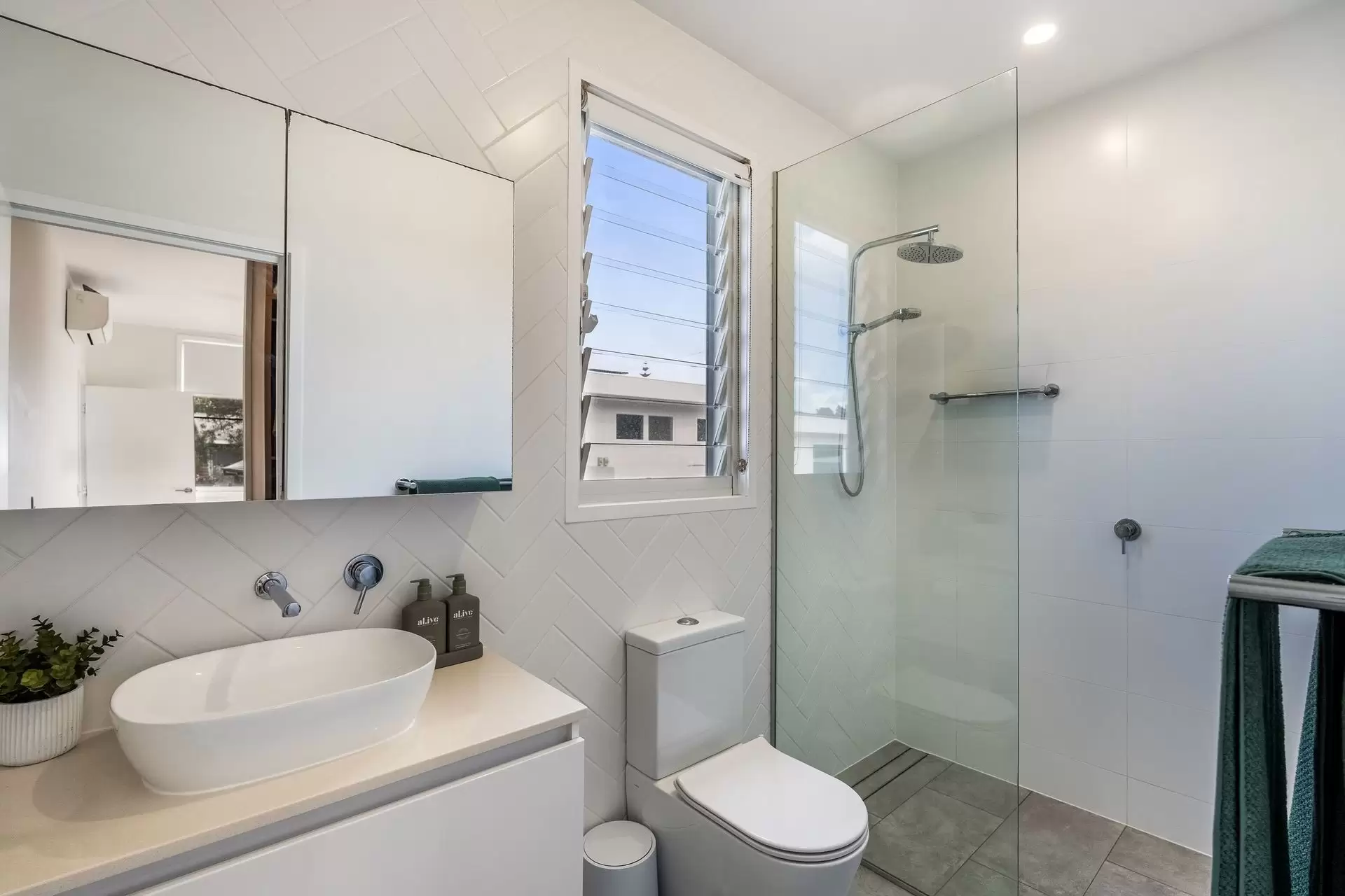 2/113 Paterson Street, Byron Bay Sold by Sydney Sotheby's International Realty - image 12