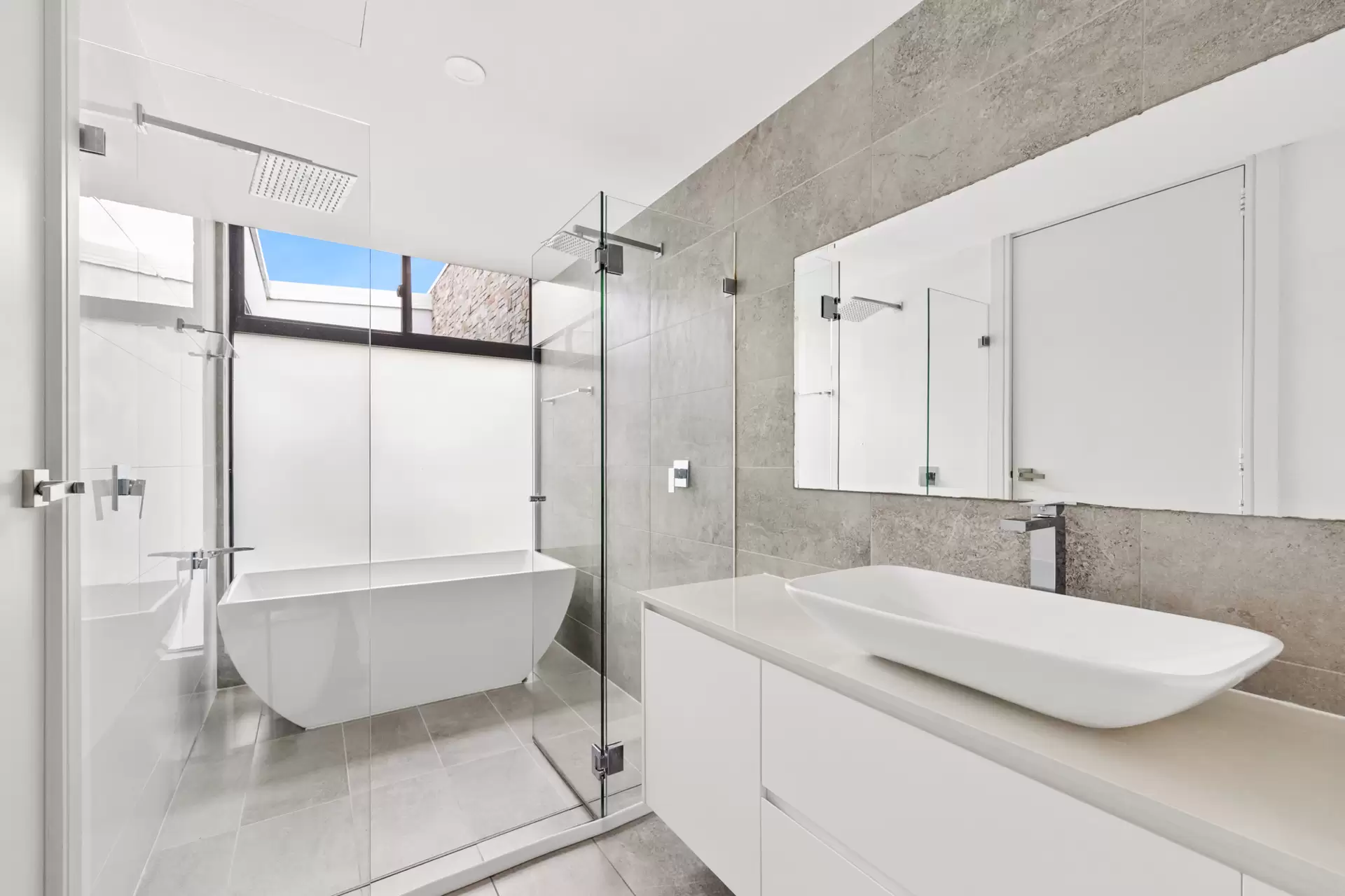 143 King Street, Mascot Sold by Sydney Sotheby's International Realty - image 12