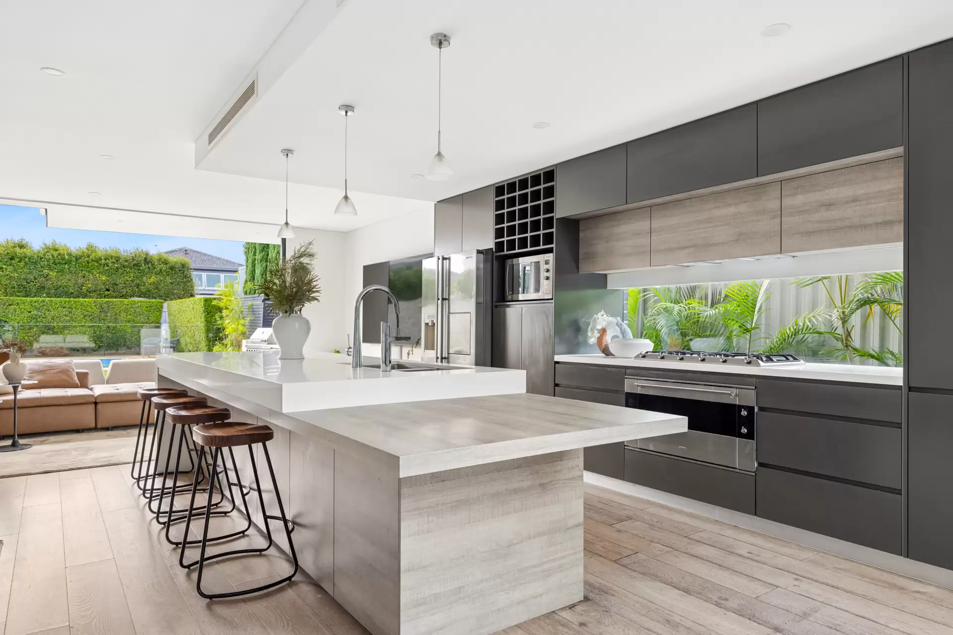 143 King Street, Mascot Sold by Sydney Sotheby's International Realty - image 5