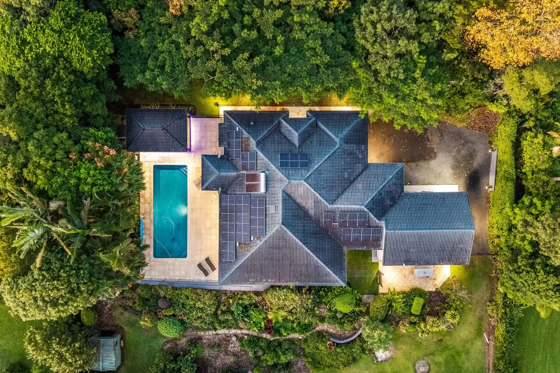 71 Fredericks Lane, Tintenbar Sold by Sydney Sotheby's International Realty - image 2