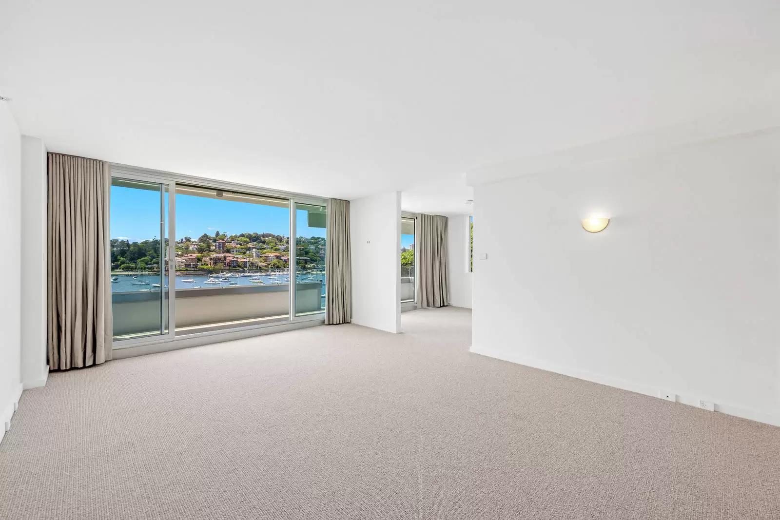 5B/27 Sutherland Crescent, Darling Point Leased by Sydney Sotheby's International Realty - image 2