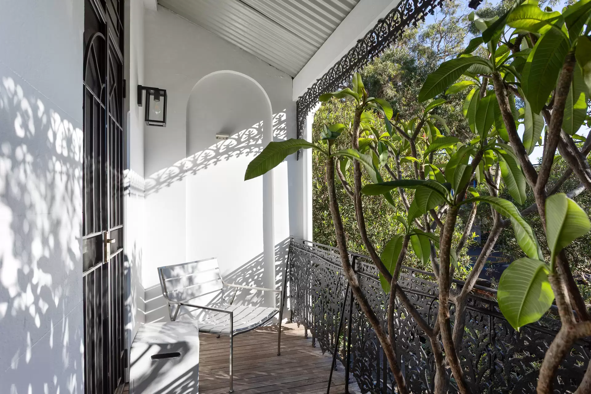 33 Mort Street, Surry Hills Sold by Sydney Sotheby's International Realty - image 1