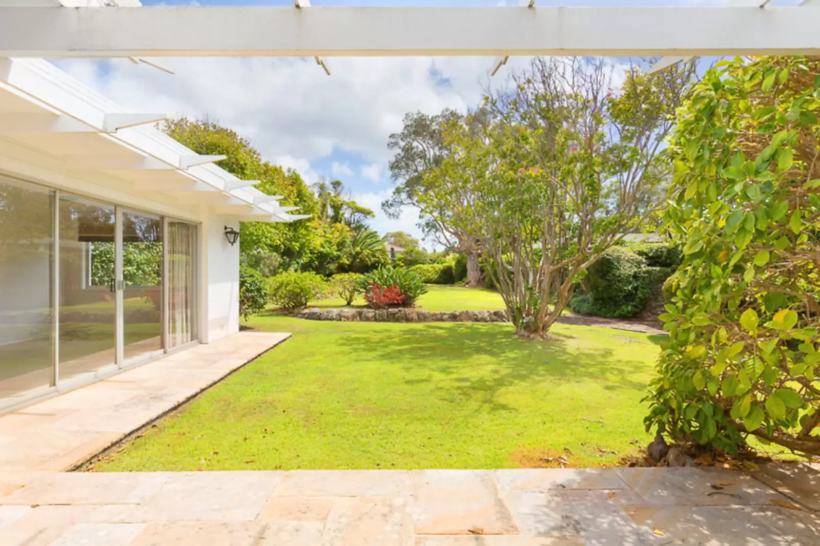 Rose Bay Leased by Sydney Sotheby's International Realty - image 4