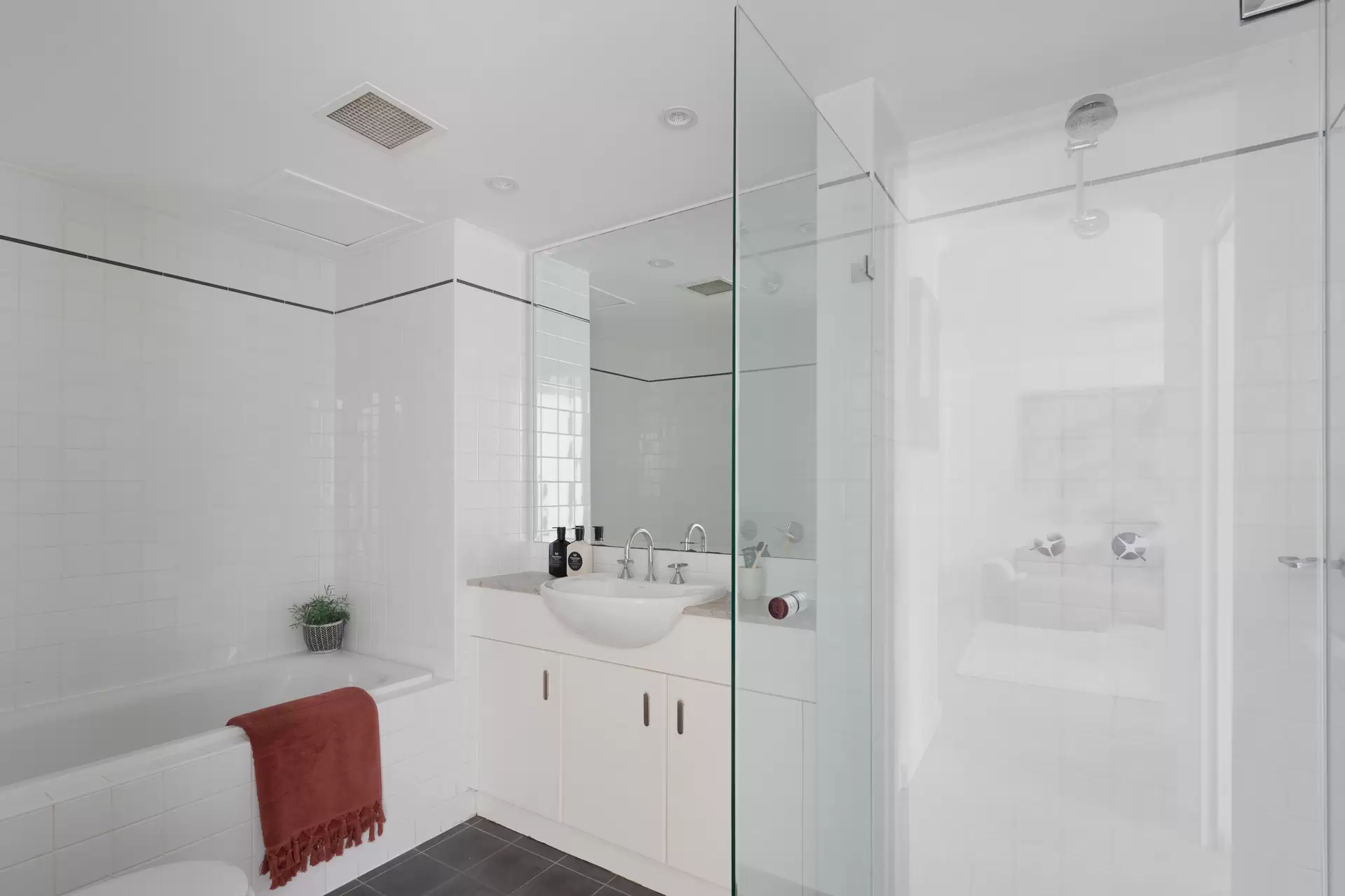 7/8 Young Street, Paddington Sold by Sydney Sotheby's International Realty - image 1