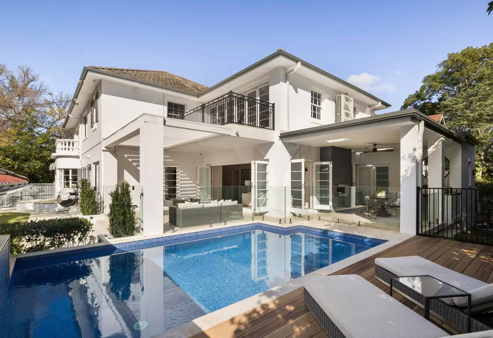 22 Clanville Road, Roseville Sold by Sydney Sotheby's International Realty - image 2