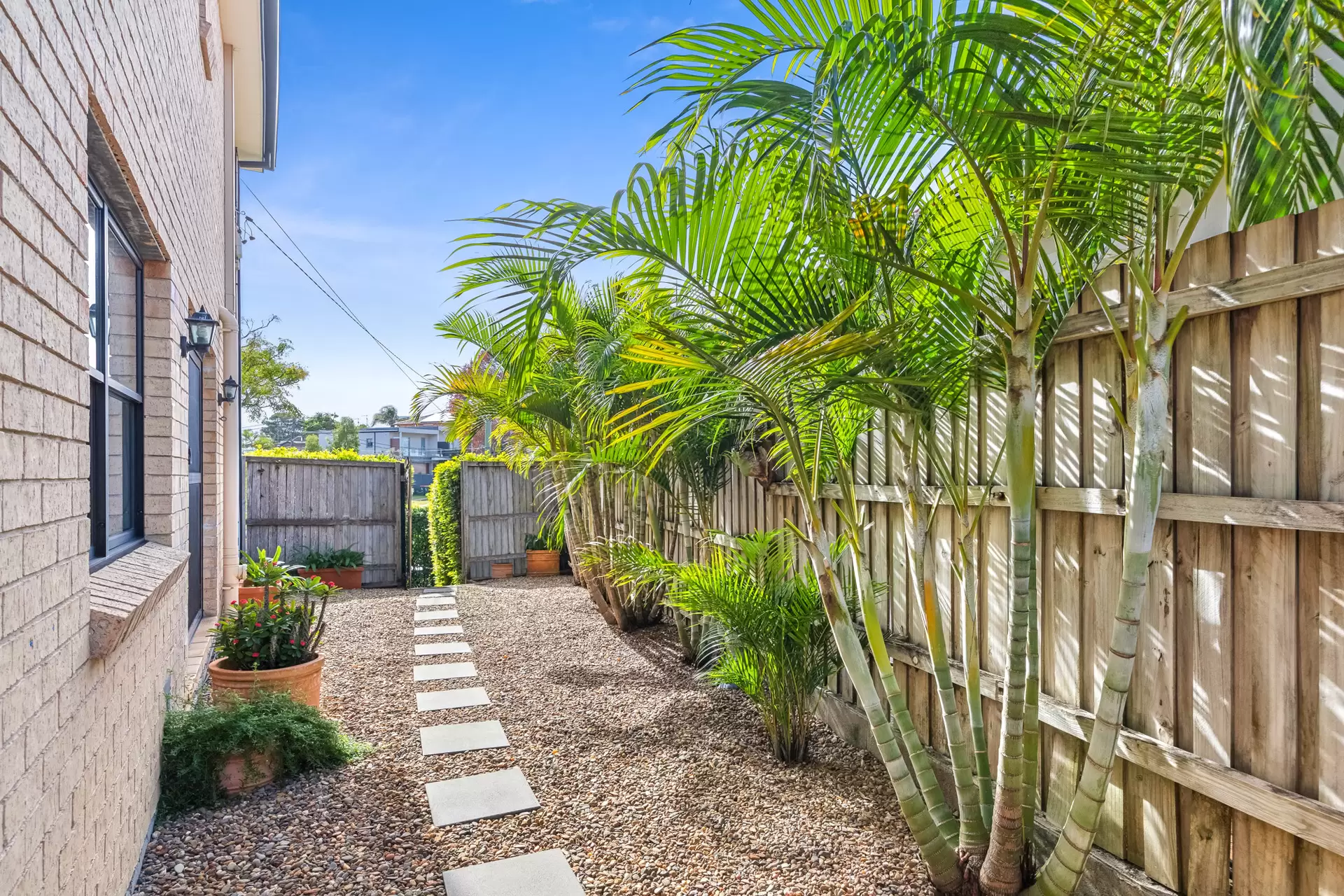 1A Brisbane Street, Chifley Sold by Sydney Sotheby's International Realty - image 13