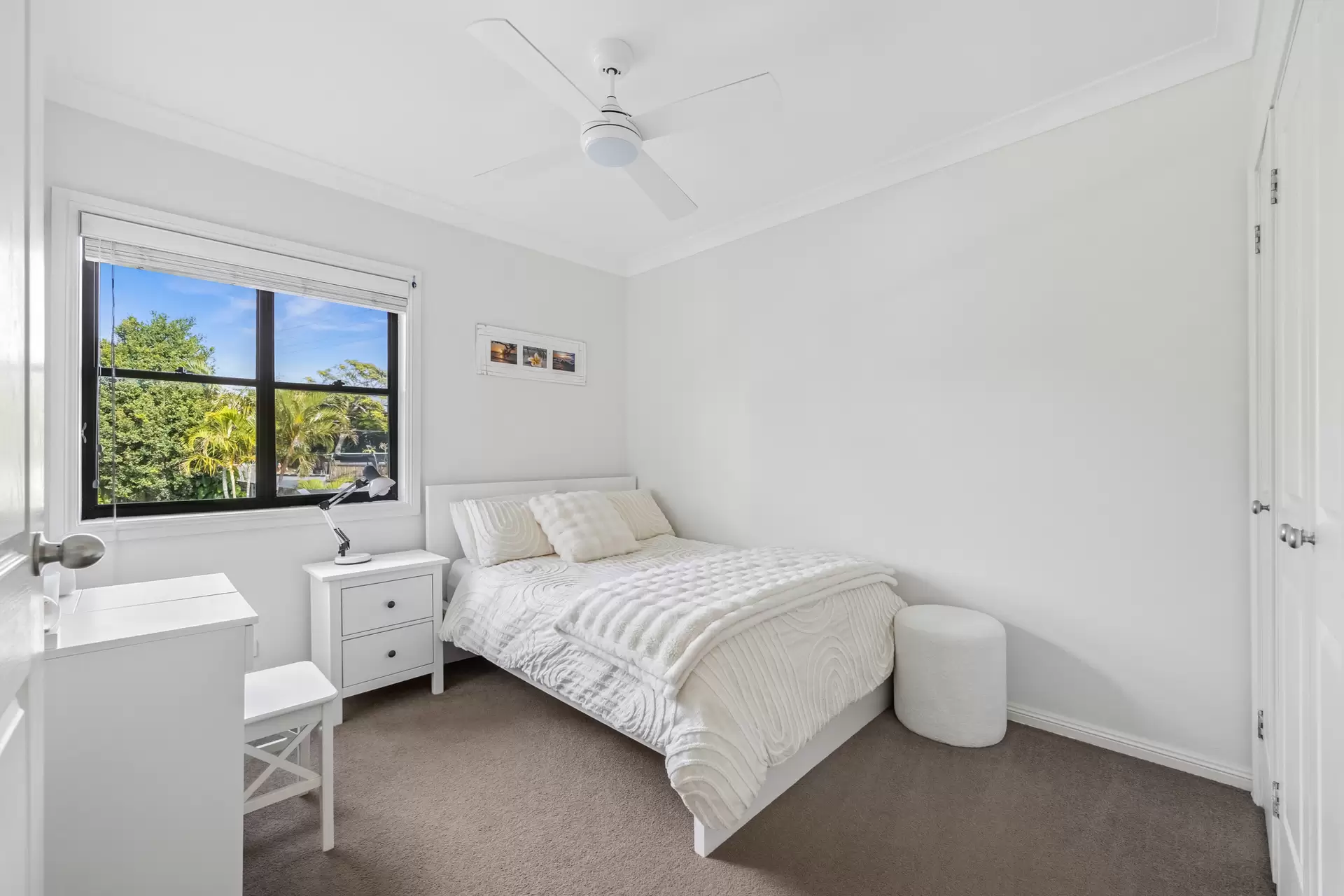 1A Brisbane Street, Chifley Sold by Sydney Sotheby's International Realty - image 11