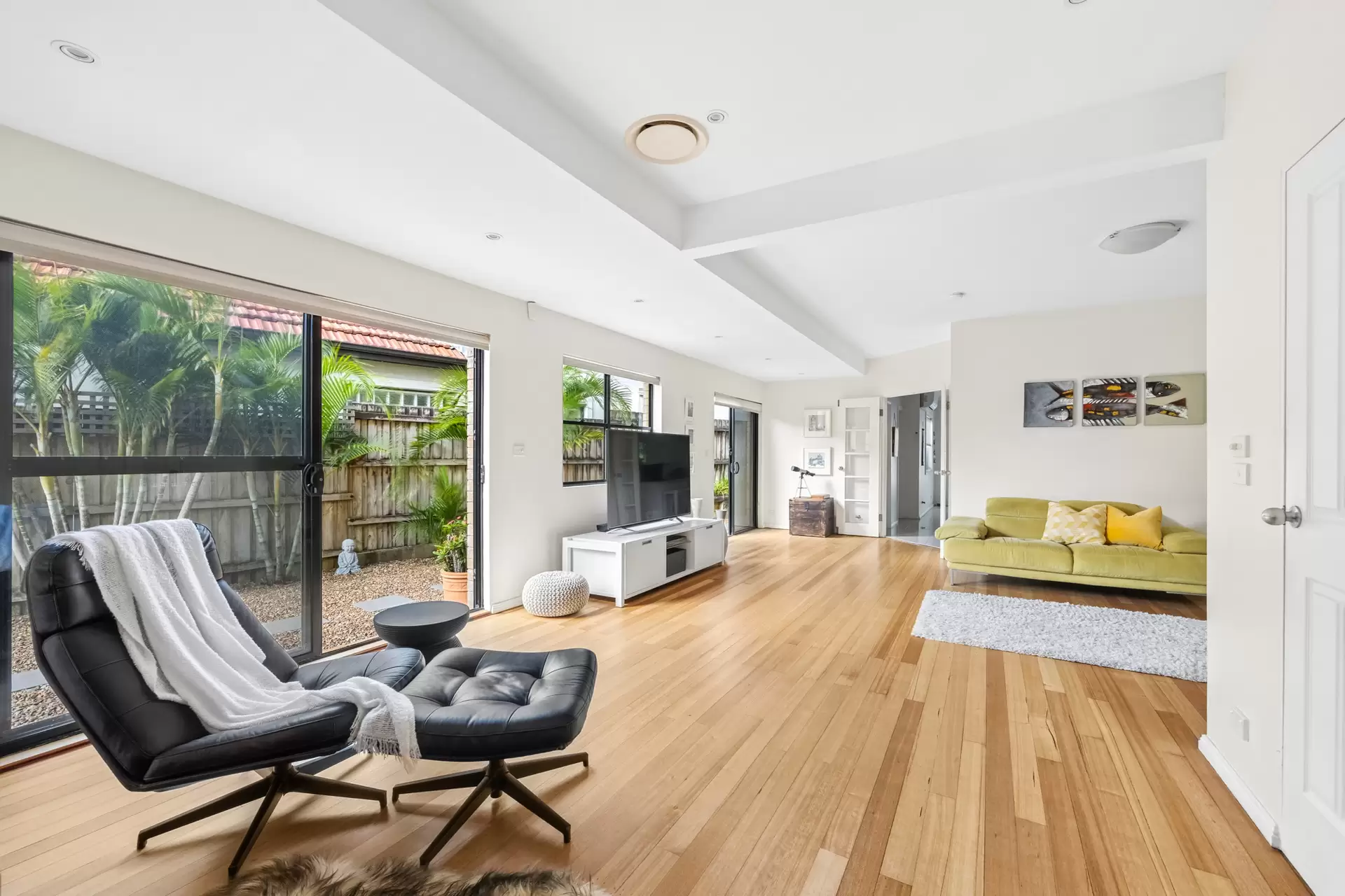 1A Brisbane Street, Chifley Sold by Sydney Sotheby's International Realty - image 3