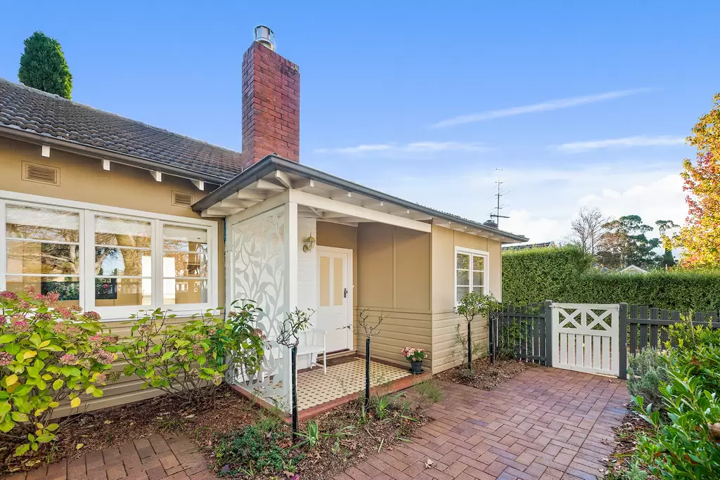 11 Sheffield Road, Bowral For Sale by Sydney Sotheby's International Realty