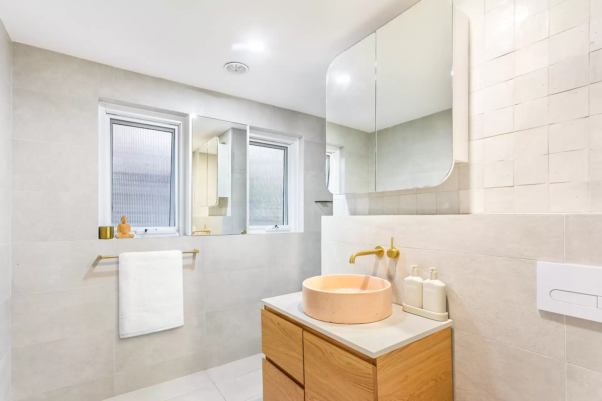 1/23 Melrose Parade, Clovelly For Sale by Sydney Sotheby's International Realty - image 8