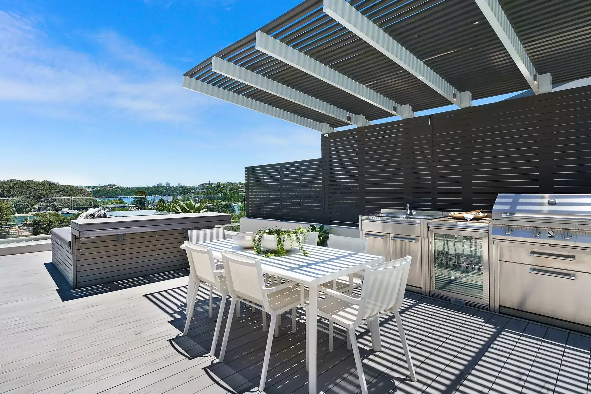 18 Amiens Road, Clontarf Sold by Sydney Sotheby's International Realty - image 9