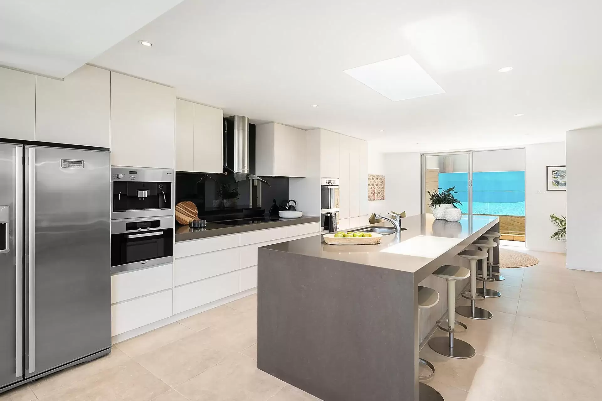 18 Amiens Road, Clontarf Sold by Sydney Sotheby's International Realty - image 7